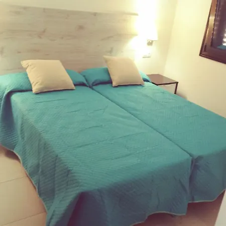 Adaptuhotel 2* Bahia Feliz