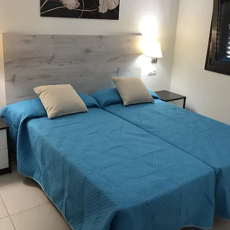 Hotel Adaptuhotel 2*